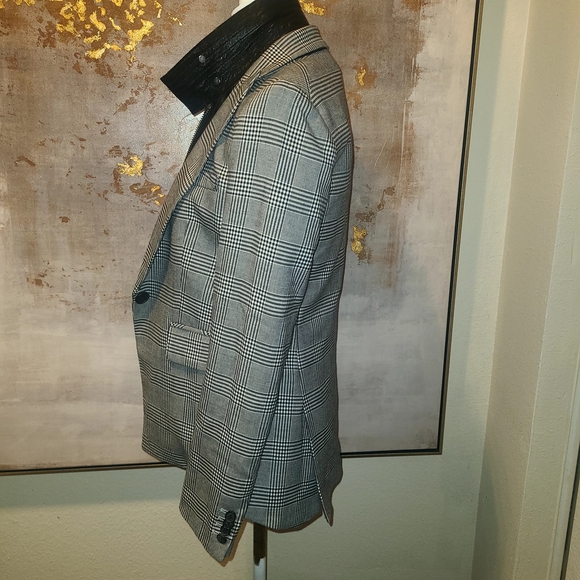 Veronica Beard Black Leather, Plaid Print Blazer Timeless Sophistication - Picture 5 of 11